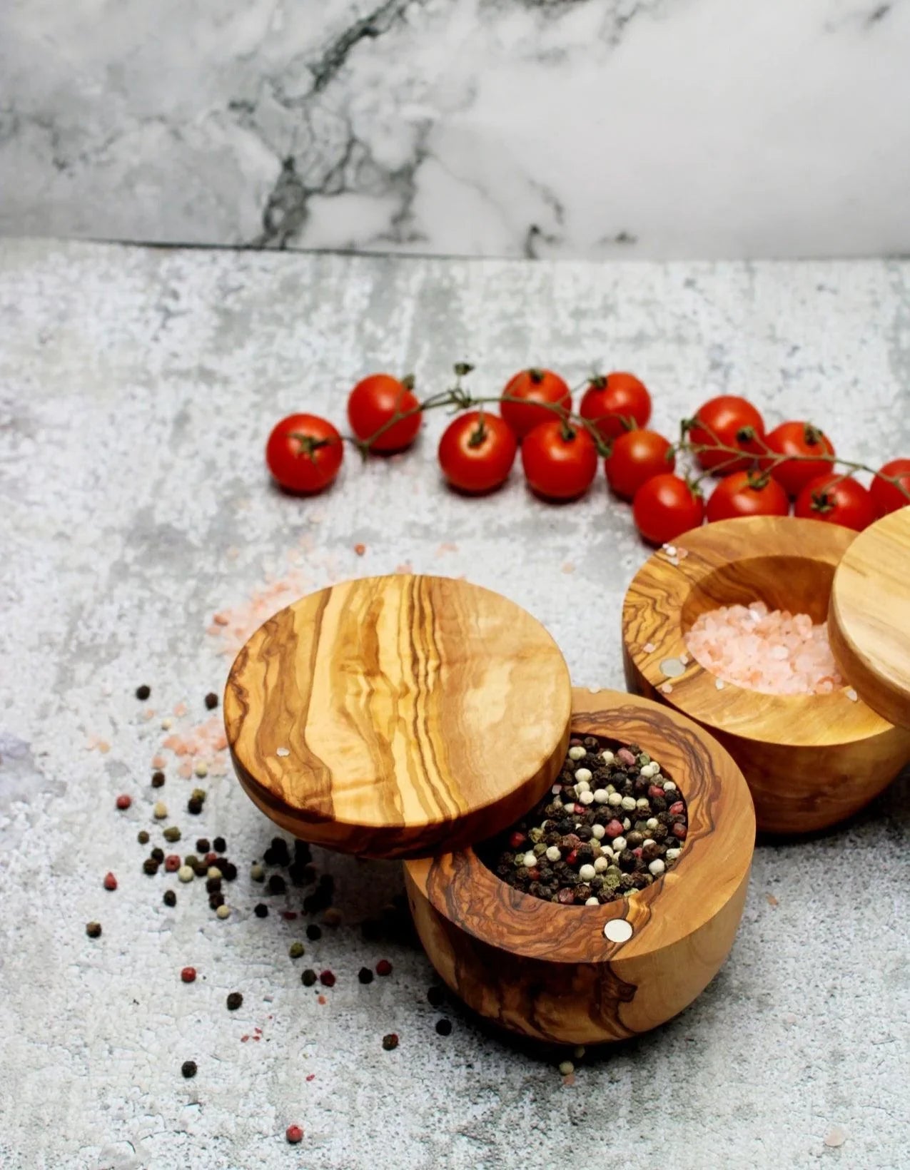 olive wood salt cellar - DAGDEGshop