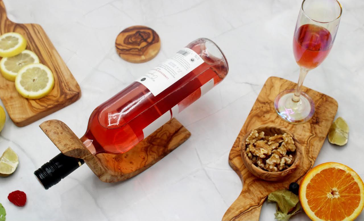 Olive Wood Wine Bottle Holder , Wine enthusiast gift - DAGDEGshop