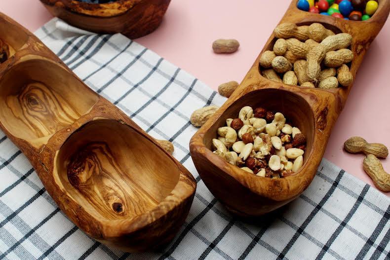 3-compartment olive wood bowl with nuts, dips and olives