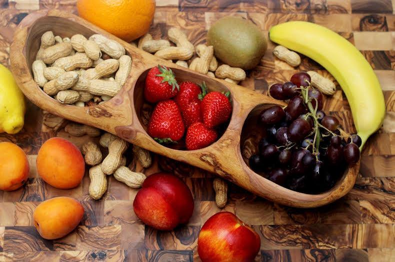 3-compartment olive wood bowl with nuts, dips and olives